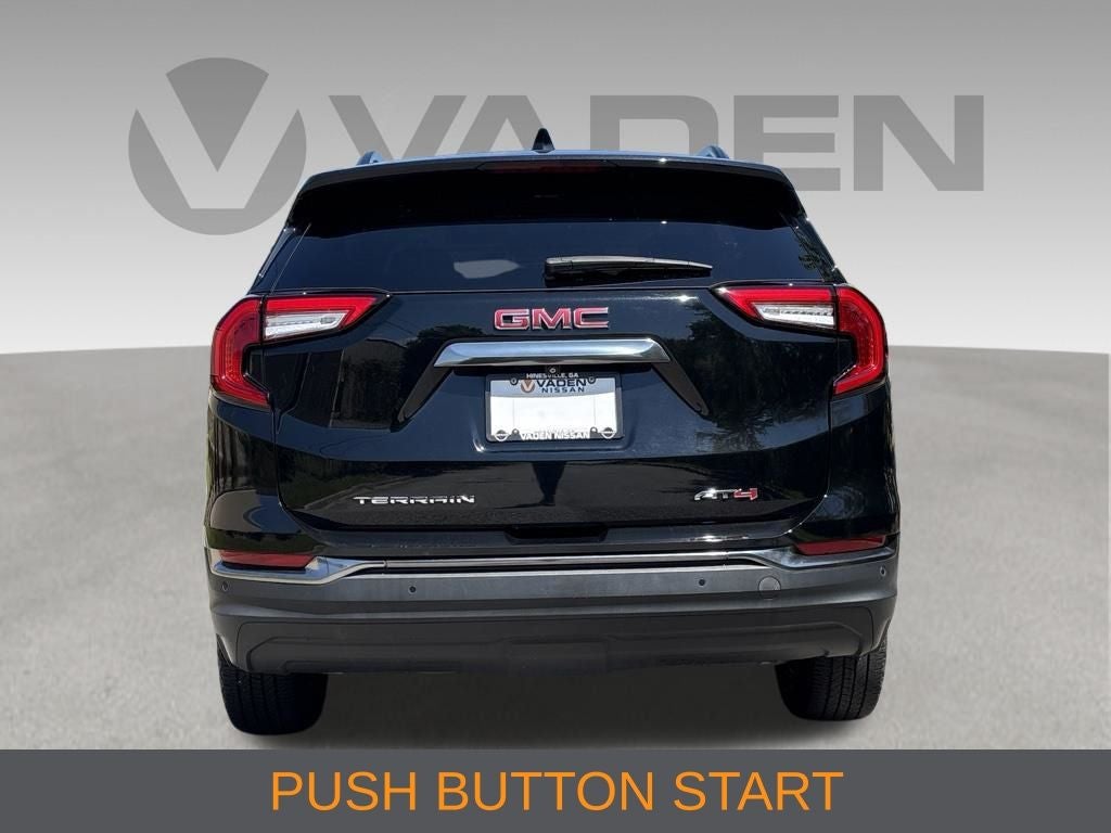 2022 GMC Terrain AT4