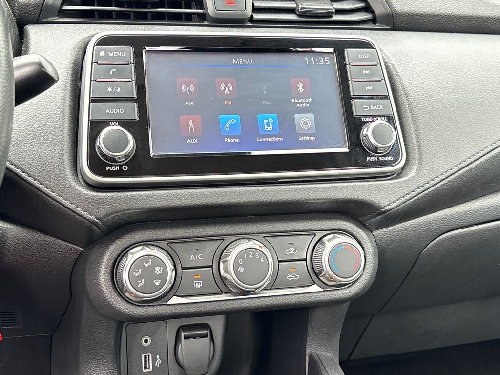 2023 Nissan Versa 1.6 S