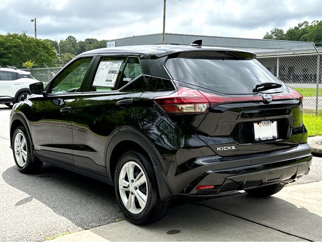 2025 Nissan Kicks Play S