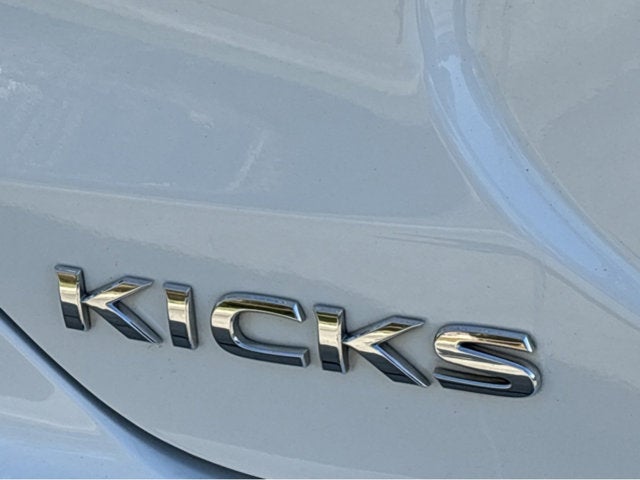 2024 Nissan Kicks S