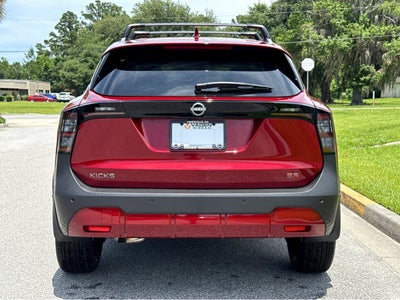 2025 Nissan Kicks SR