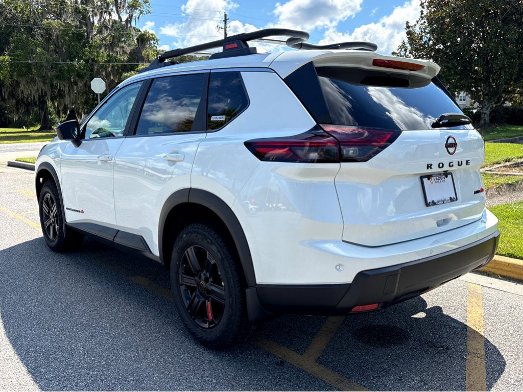 2026 Nissan Rogue Rock Creek