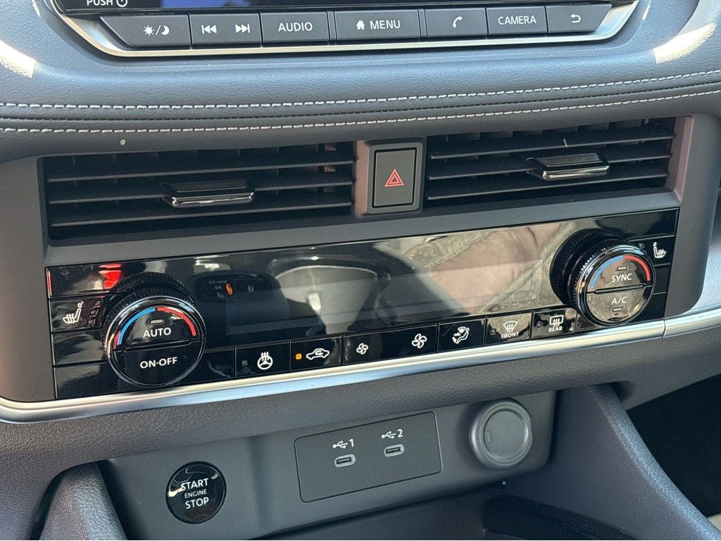 2026 Nissan Rogue Dark Armor