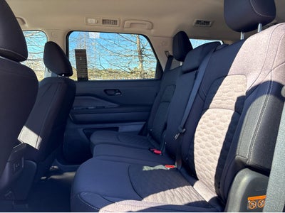 2026 Nissan Pathfinder S