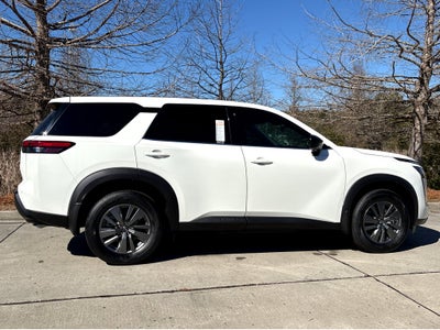 2026 Nissan Pathfinder S