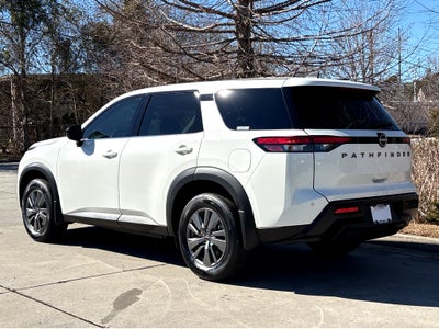 2026 Nissan Pathfinder S