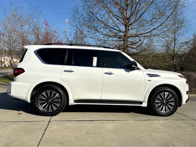 2022 Nissan Armada SL