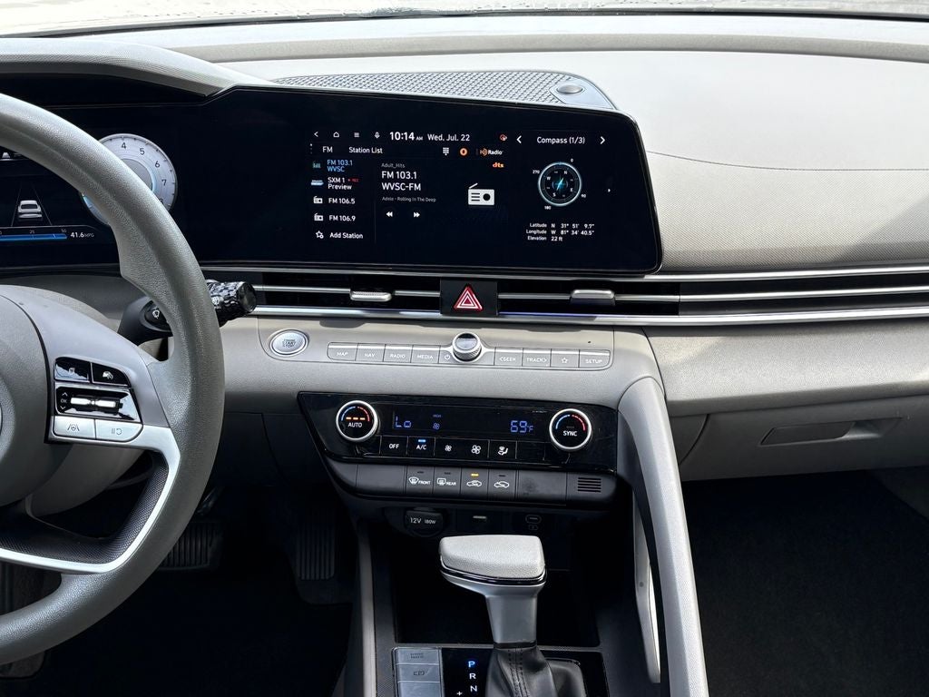 2024 Hyundai Elantra SEL
