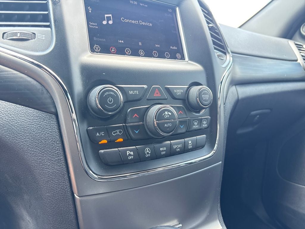 2020 Jeep Grand Cherokee Laredo