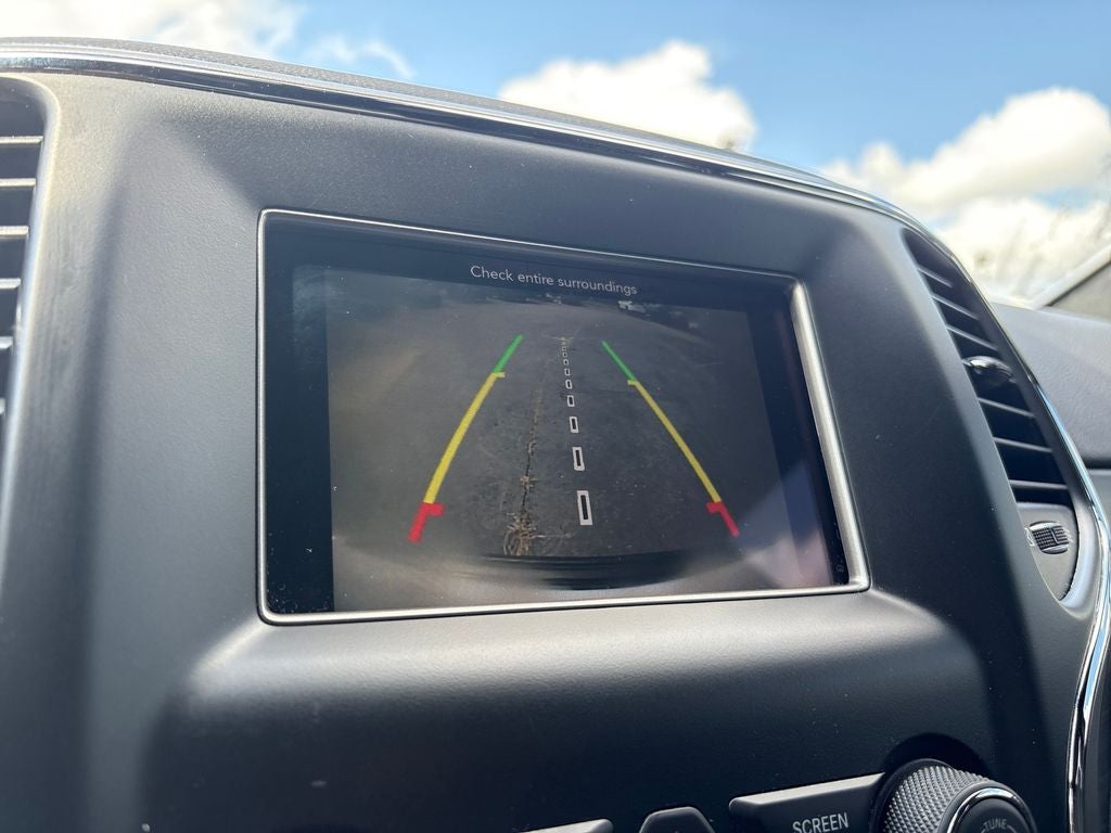 2020 Jeep Grand Cherokee Laredo