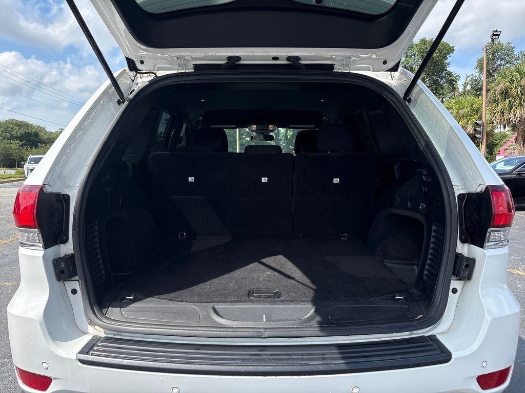 2020 Jeep Grand Cherokee Laredo