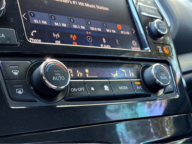 2021 Nissan Maxima SV