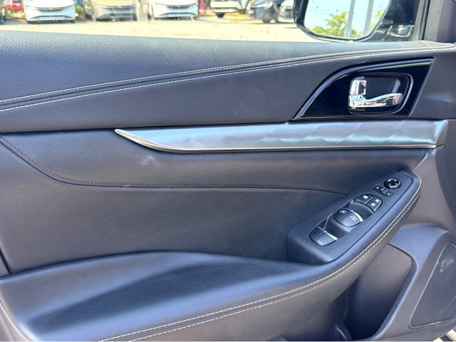 2023 Nissan Maxima SV