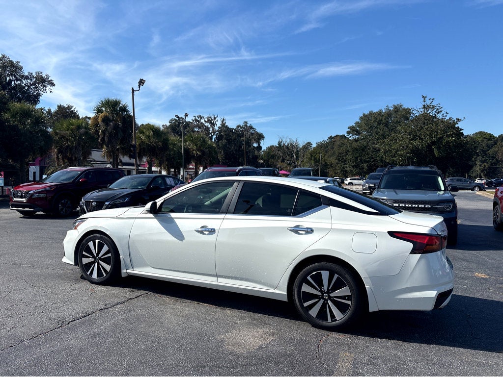 2021 Nissan Altima 2.5 SV