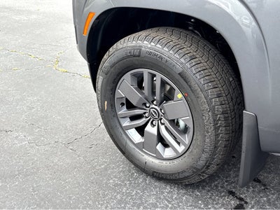 2026 Nissan Frontier Crew Cab SV