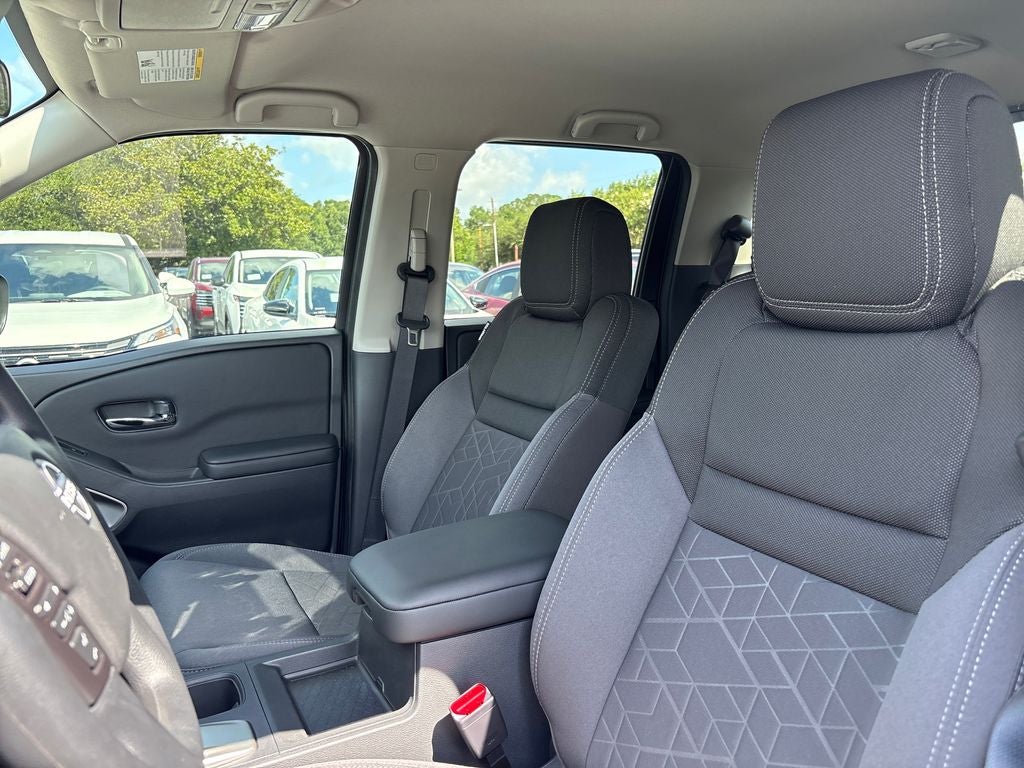 2026 Nissan Frontier Crew Cab SV