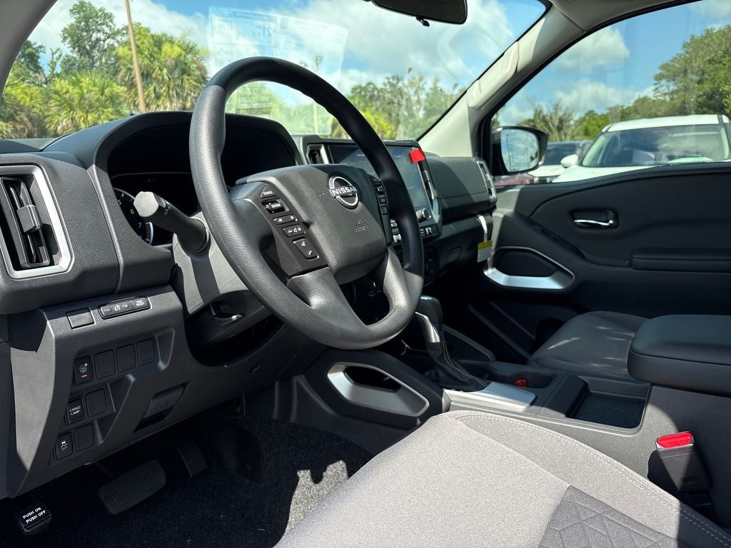 2026 Nissan Frontier Crew Cab SV