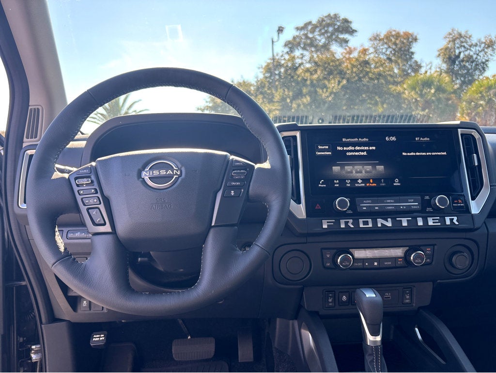 2026 Nissan Frontier Crew Cab SV