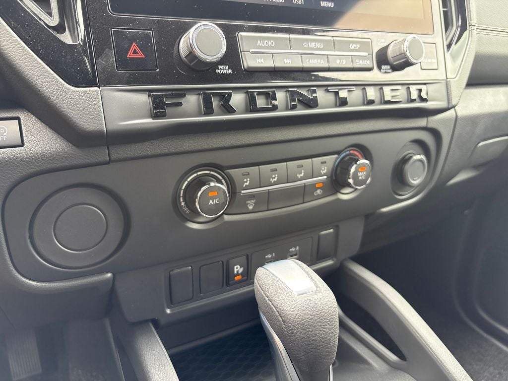 2026 Nissan Frontier Crew Cab SV