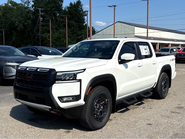 2026 Nissan Frontier Crew Cab SV