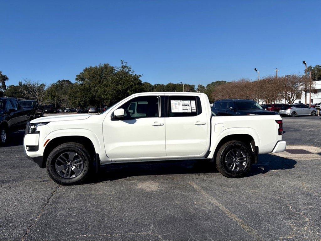 2026 Nissan Frontier Crew Cab SV