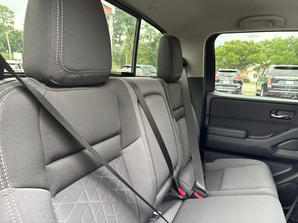 2026 Nissan Frontier Crew Cab SV