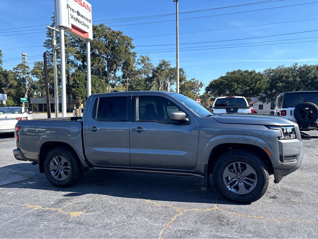 2026 Nissan Frontier Crew Cab SV