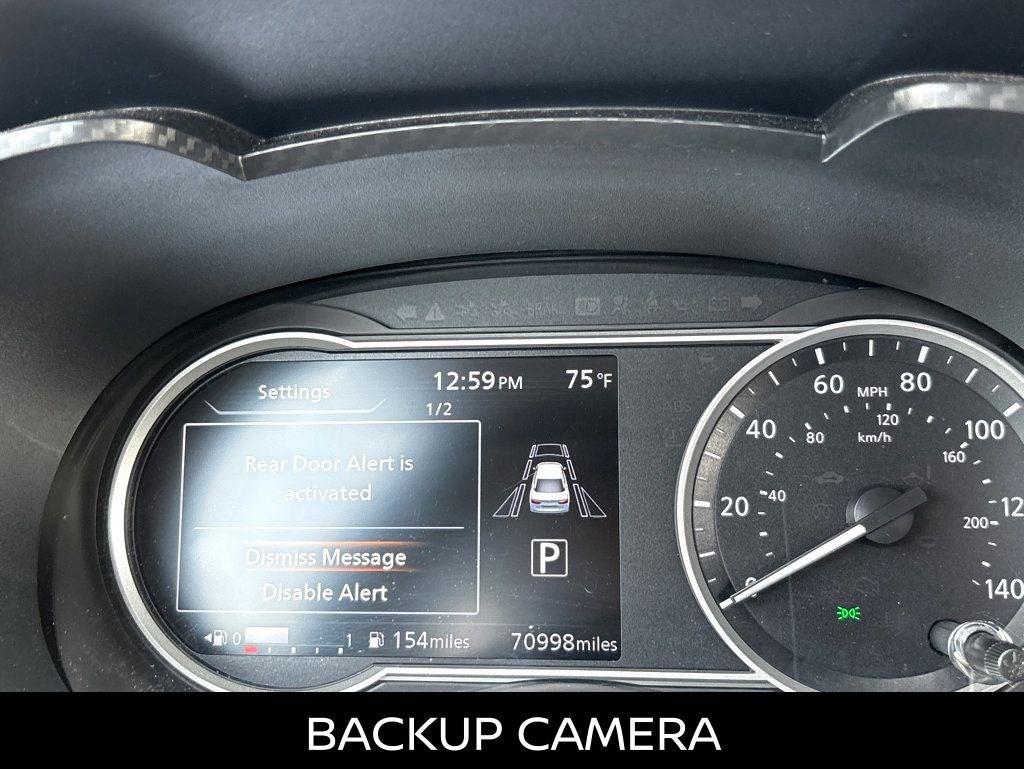 2022 Nissan Versa SR
