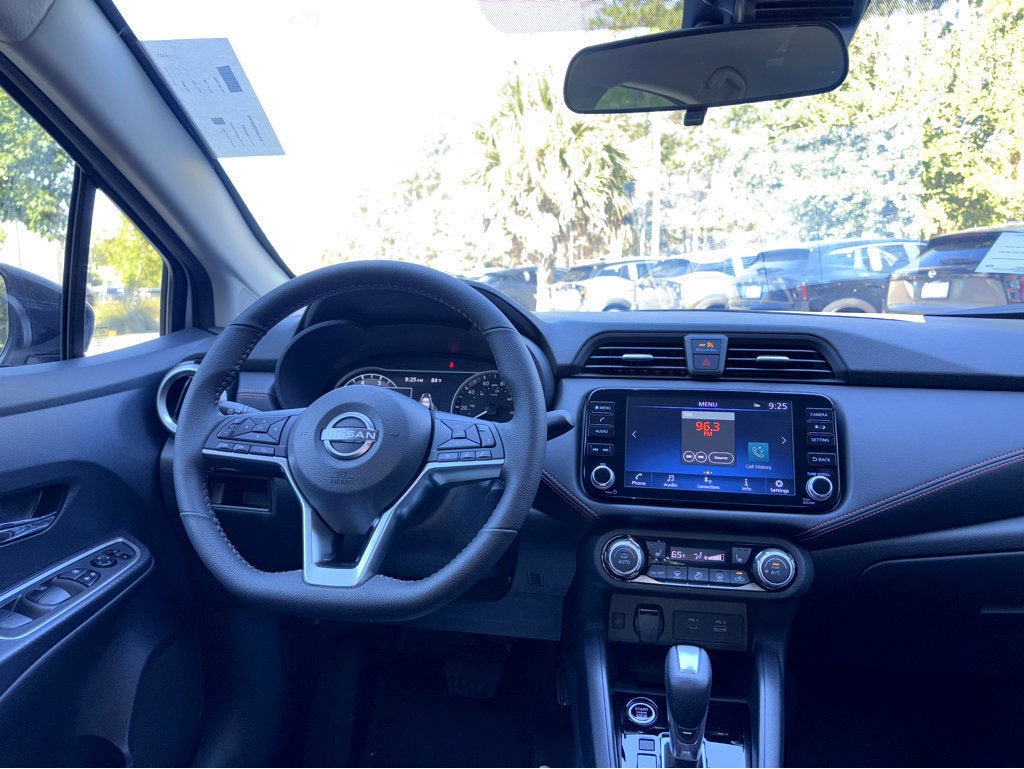 2025 Nissan Versa SR