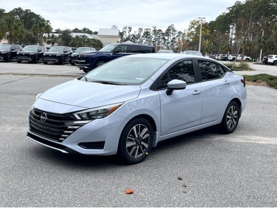 2025 Nissan Versa SR