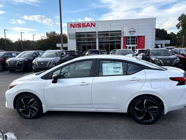2025 Nissan Versa SR