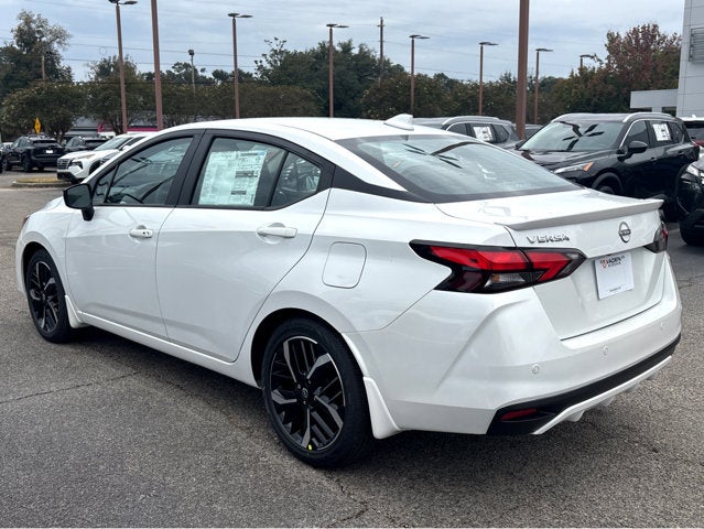 2025 Nissan Versa SR