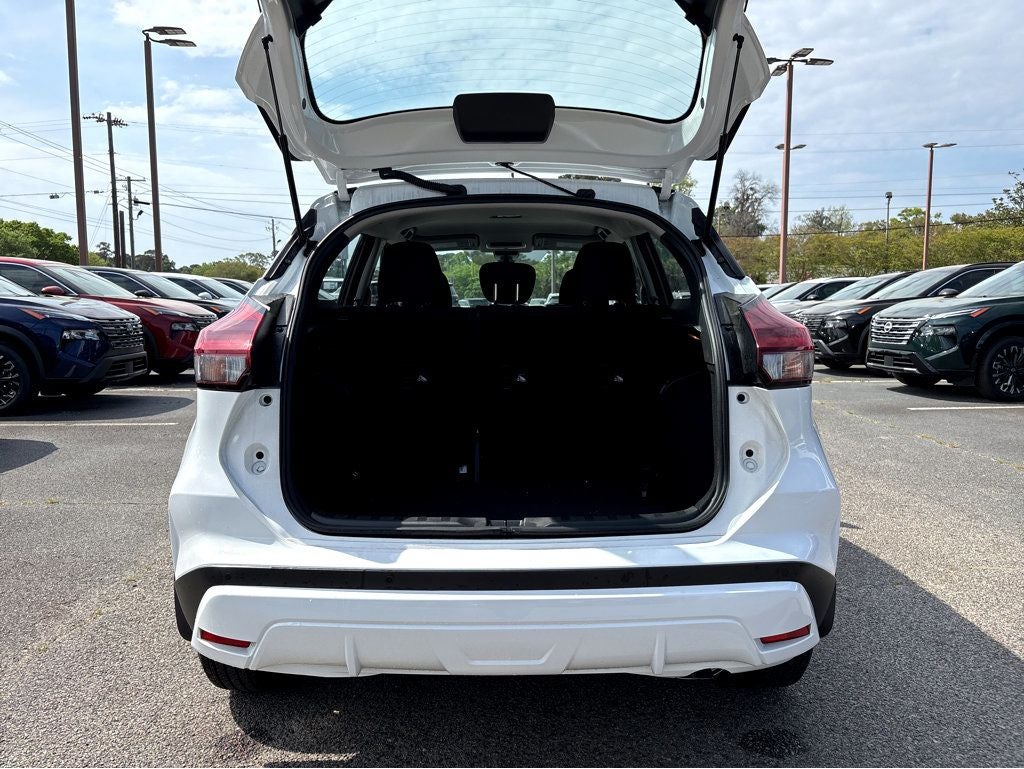 2025 Nissan Kicks Play S