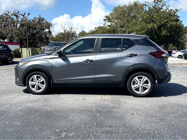2023 Nissan Kicks S
