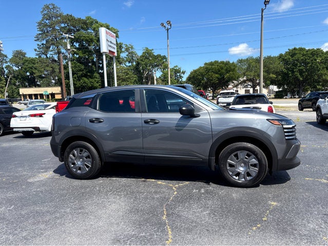 2025 Nissan Kicks S