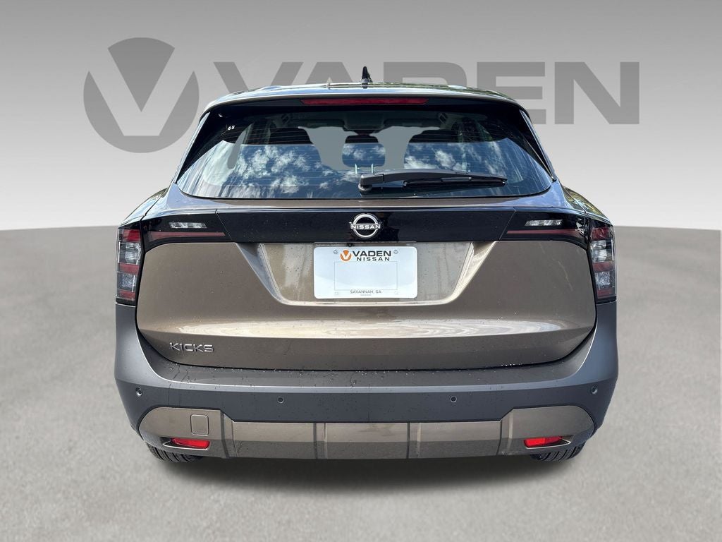 2026 Nissan Kicks S