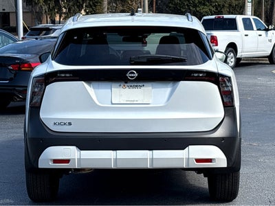 2026 Nissan Kicks SV