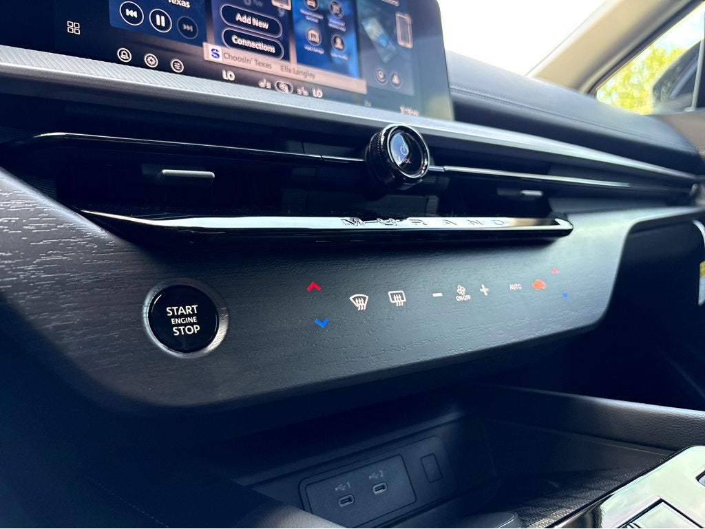 2026 Nissan Murano SV