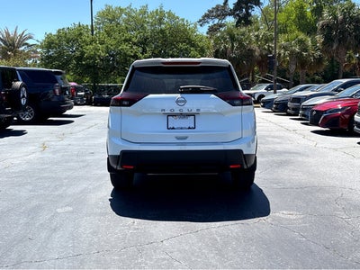 2026 Nissan Rogue SV