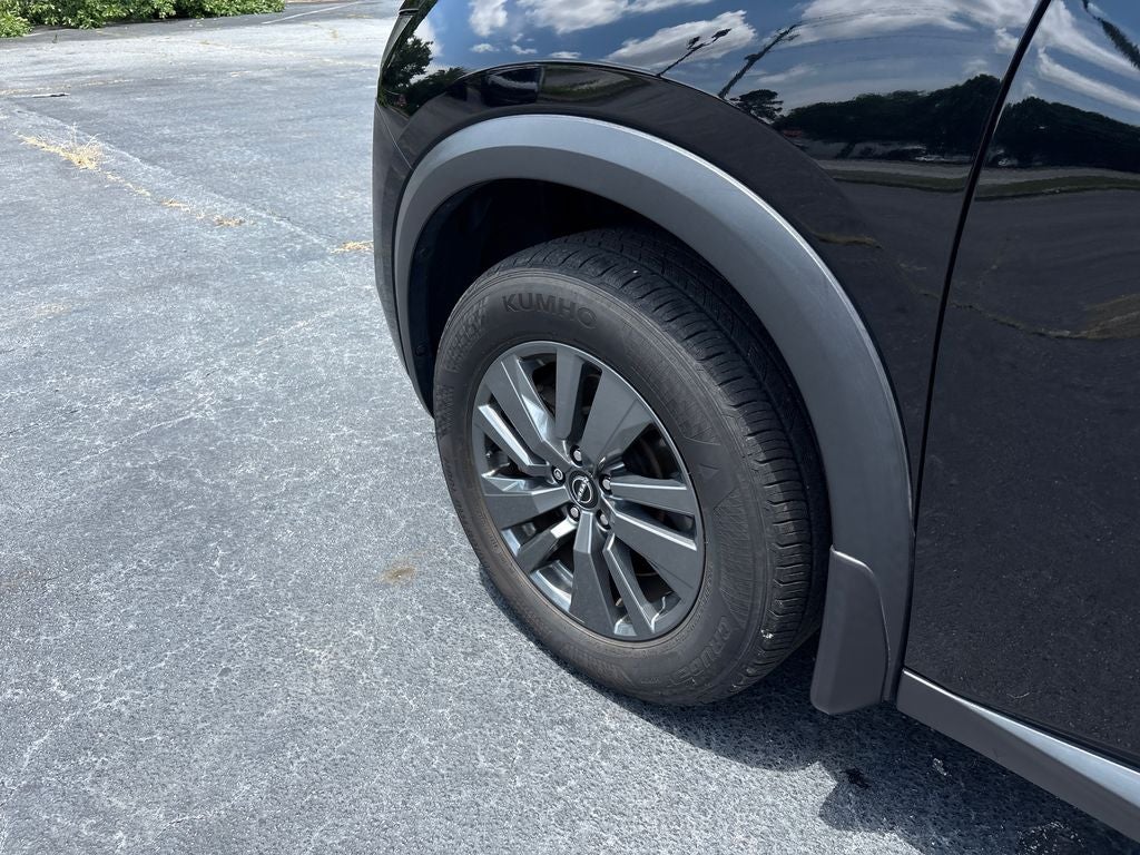2024 Nissan Pathfinder S