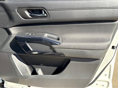 2026 Nissan Pathfinder S