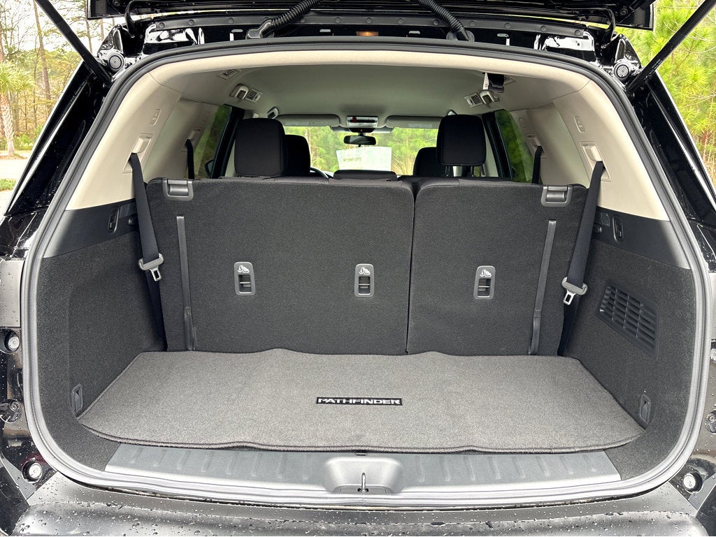 2026 Nissan Pathfinder S