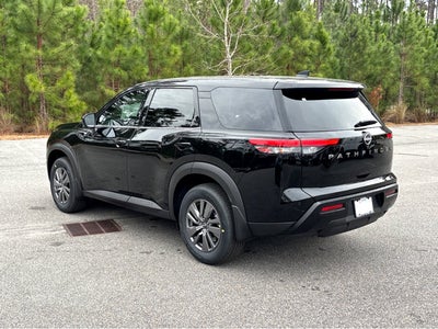 2026 Nissan Pathfinder S