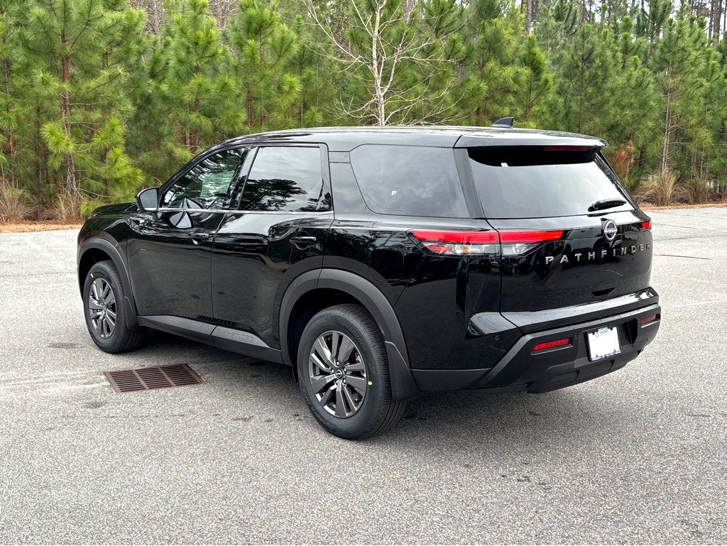 2026 Nissan Pathfinder S