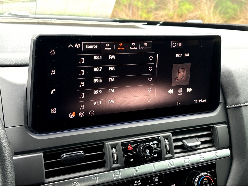 2026 Nissan Pathfinder S