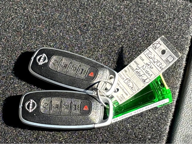 2026 Nissan Pathfinder SV