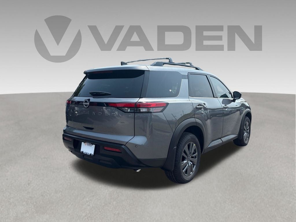 2026 Nissan Pathfinder SV