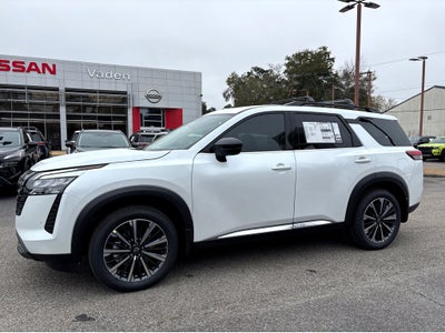 2026 Nissan Pathfinder Platinum