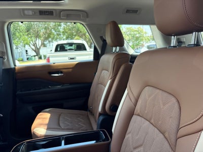2026 Nissan Pathfinder Platinum