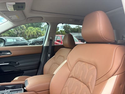 2026 Nissan Pathfinder Platinum